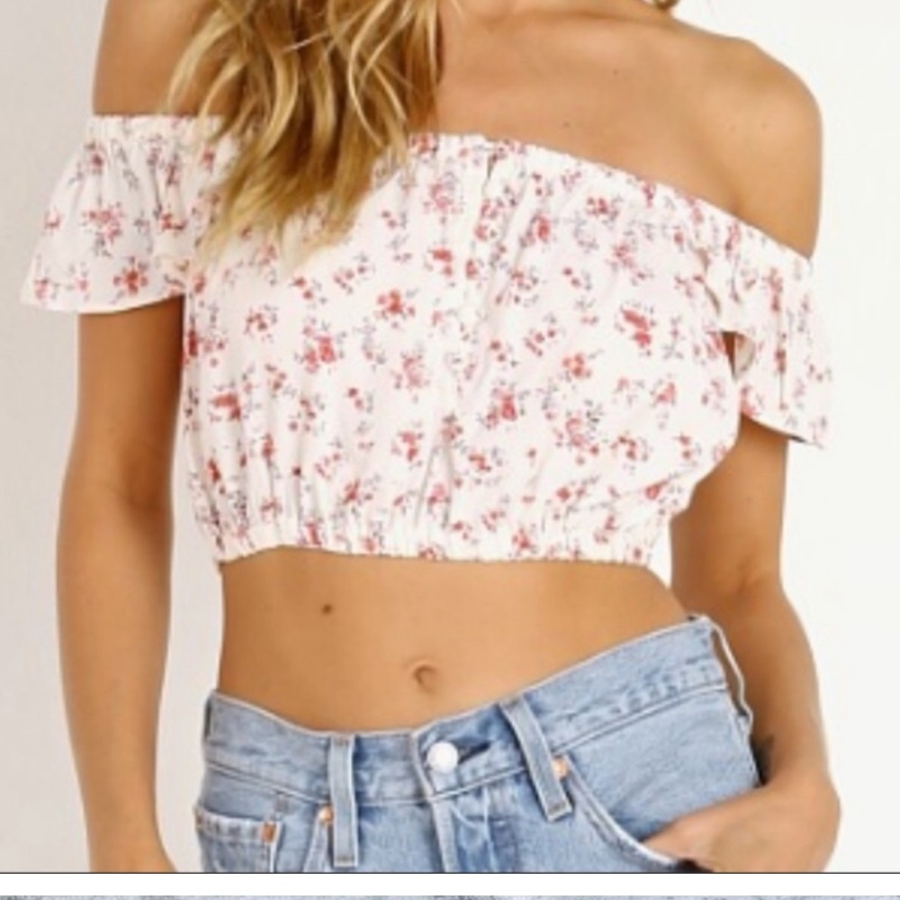 Flynn Skye Tori Ditsy Floral White & Pink Boho Ruffle Crop Top